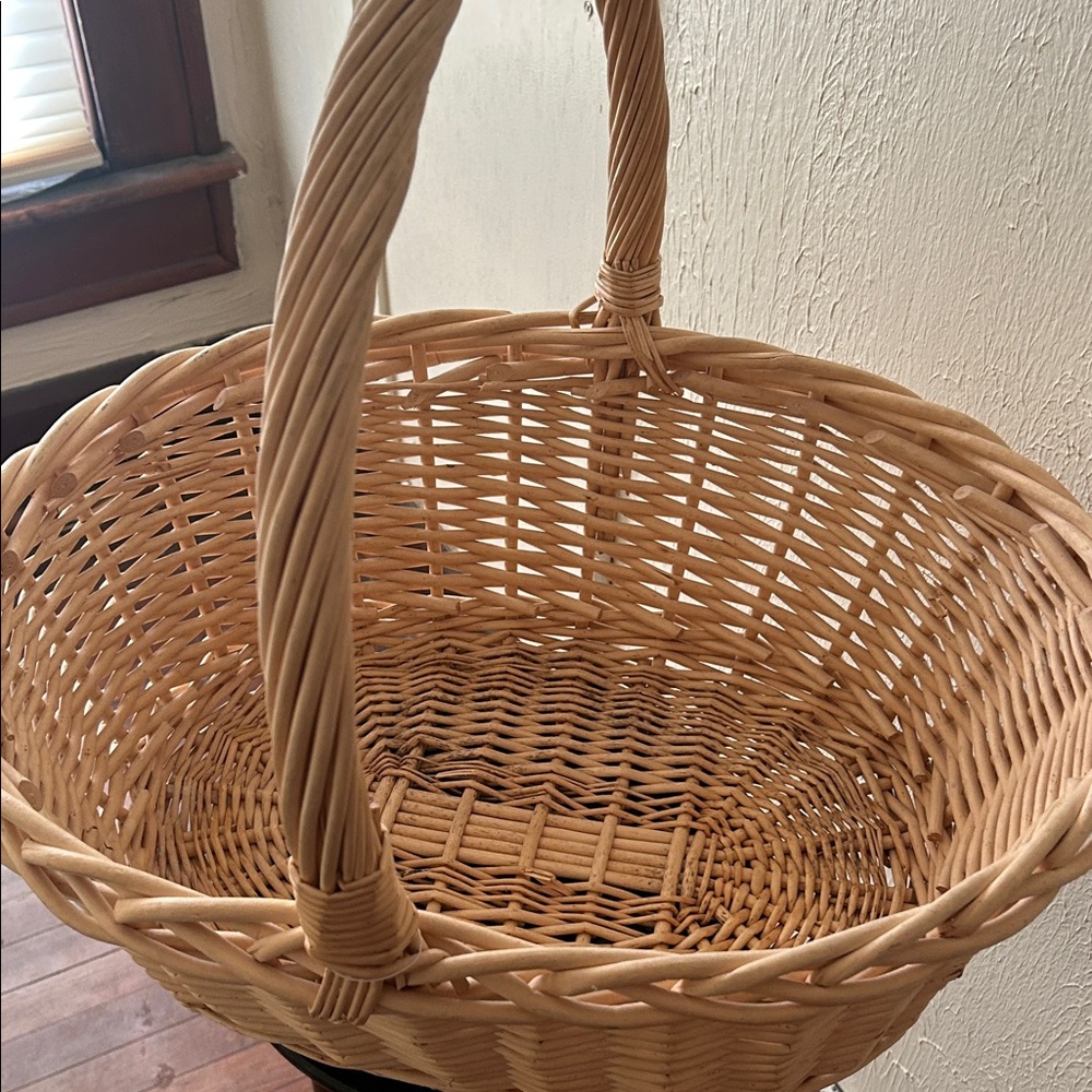 Natural Wicker Handled Basket - Cream - Picture 3 of 3